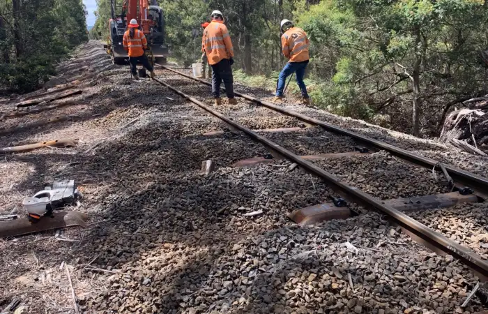 4030 State Wide rail flaw defect removal