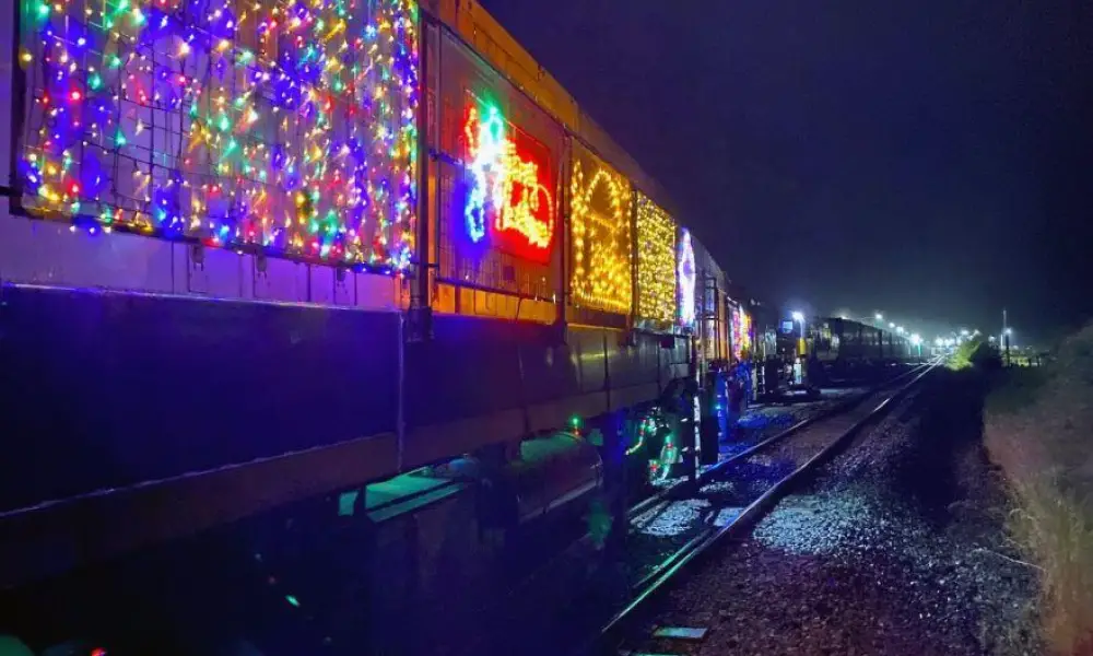 Xmastrain2023 d03ea048c3bf45a19585ed1951982fda